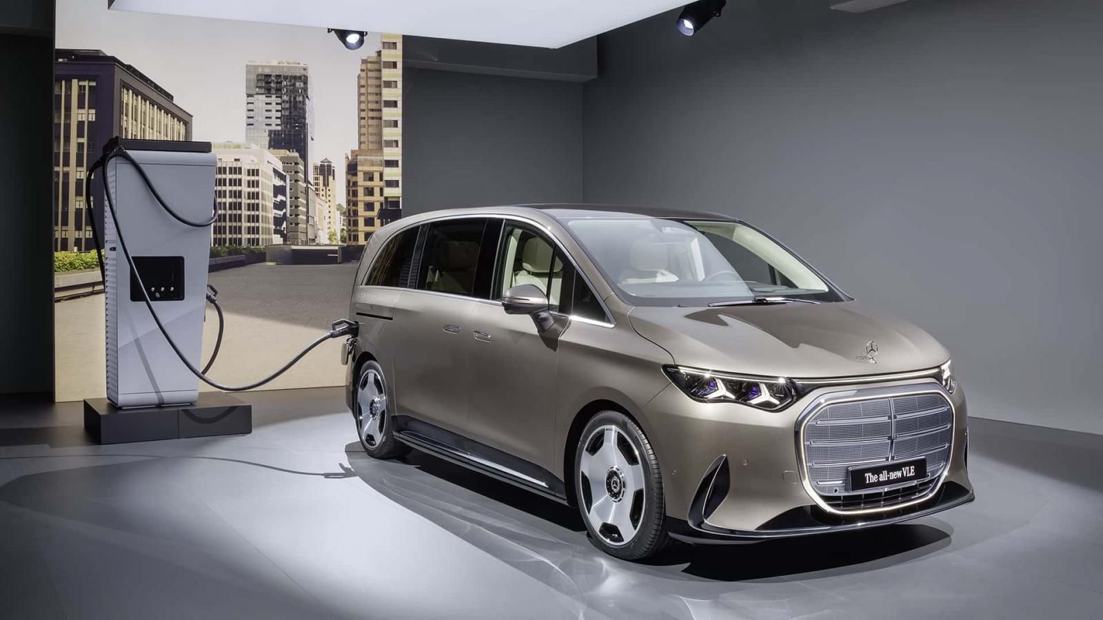 Νέα Mercedes VLE: Πρεμιέρα με έως 415 άλογα και 700+ χλμ. αυτονομία